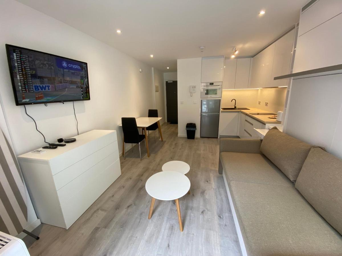 Modern Studio Apartment At The Hub Gibraltar Luaran gambar