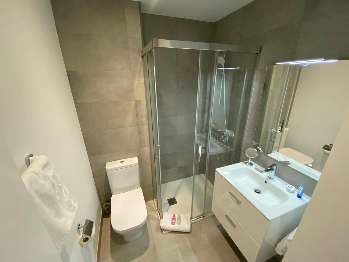 Modern Studio Apartment At The Hub Gibraltar Luaran gambar